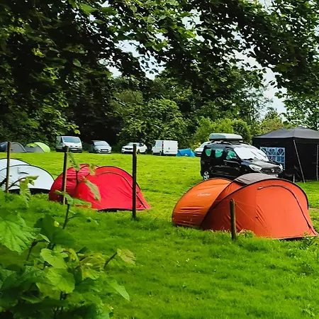 Campingplads Vieilles Charrues Petit-dejeuner Navette Et Priscine Inclus Dans Le Prix Proche Carhaix *